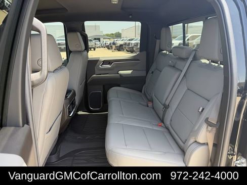 New 2026 GMC Sierra 1500 SLT AWD/4WD image 22
