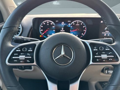 Certified 2023 Mercedes-Benz GLB 250 4MATIC image 15