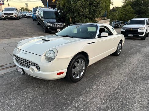 Used 2002 Ford Thunderbird Deluxe image 3