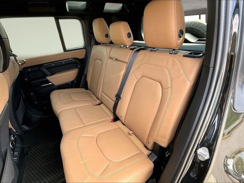 New 2026 Land Rover Defender 110 X-Dynamic SE AWD/4WD image 10