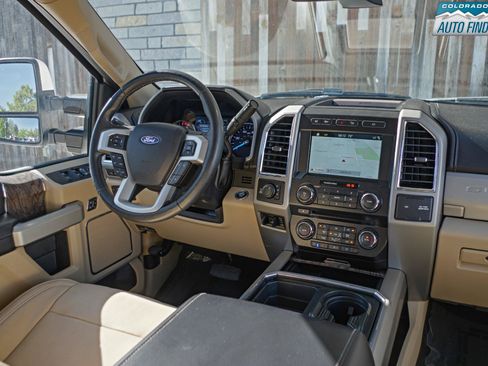 Used 2018 Ford F250 Lariat w/ Lariat Ultimate Package AWD/4WD image 15