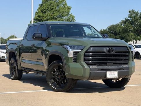 Used 2023 Toyota Tundra SR5 AWD/4WD image 2