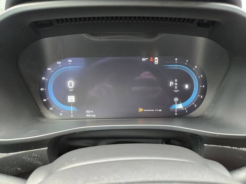 Used 2024 Volvo XC40 B5 Plus AWD/4WD image 31