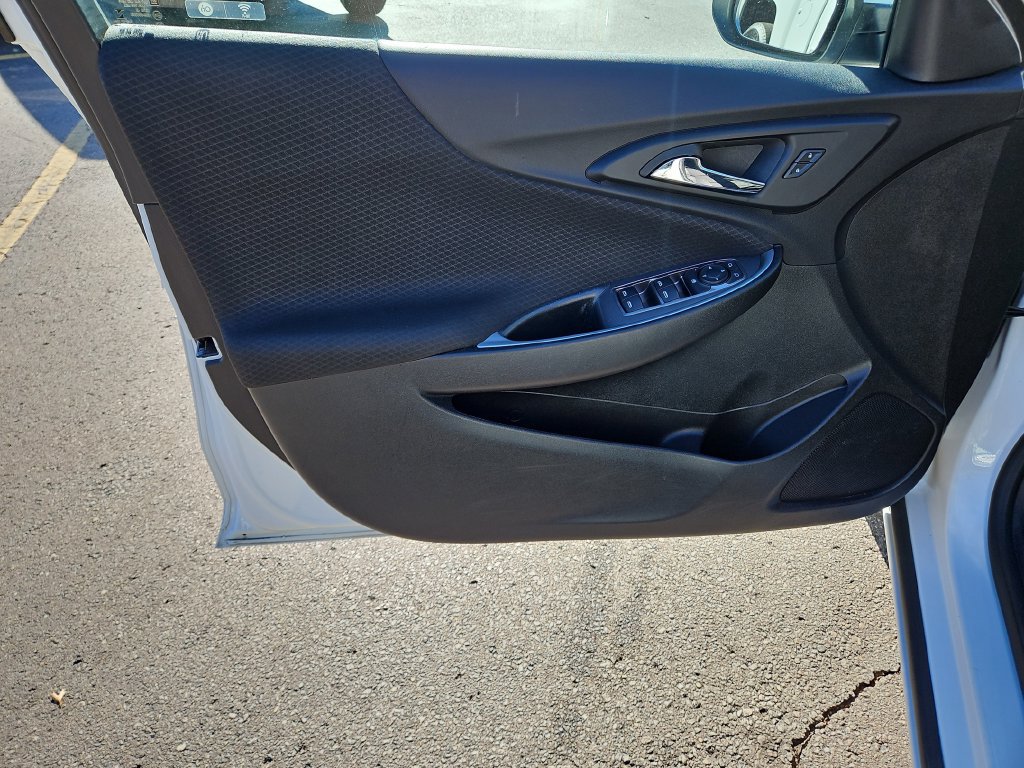 Used 2024 Chevrolet Malibu LT FWD image 22