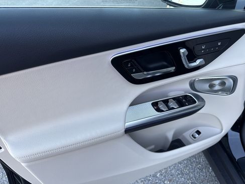 New 2026 Mercedes-Benz GLC 300 image 7