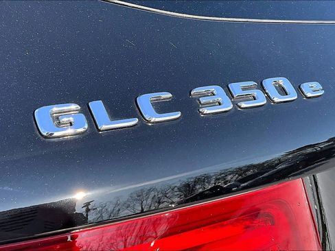 Used 2019 Mercedes-Benz GLC 350e GLC 350e image 31