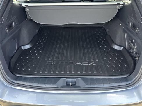 Used 2022 Subaru Outback Limited XT image 34