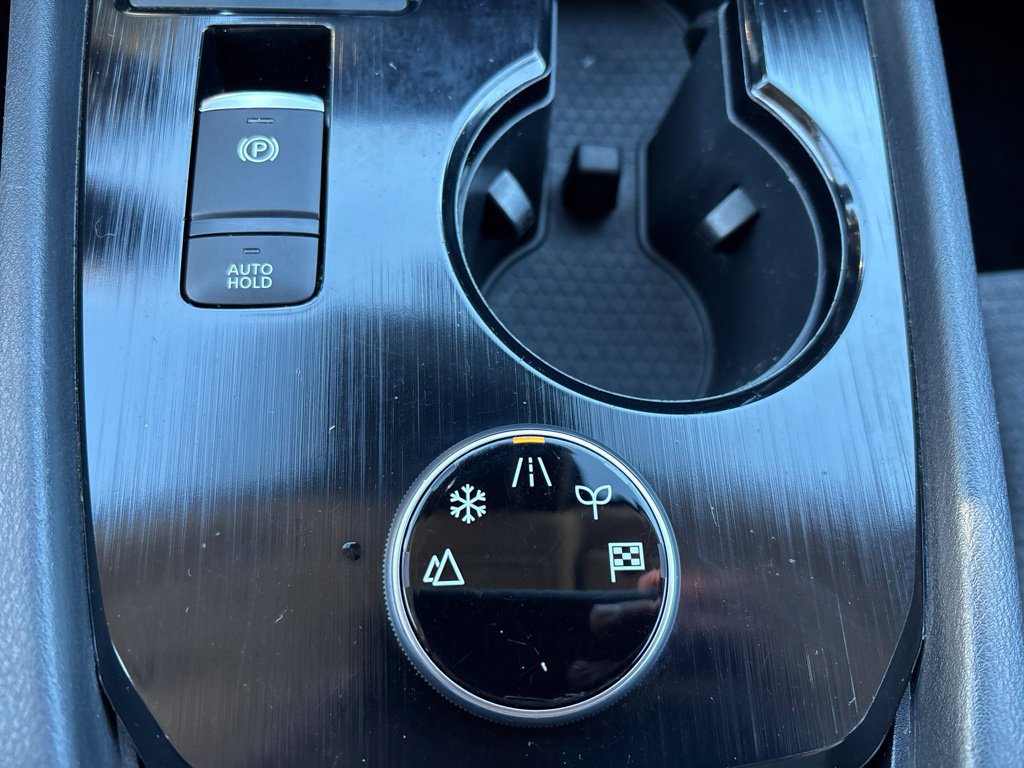 Certified 2023 Nissan Rogue SV AWD/4WD image 30