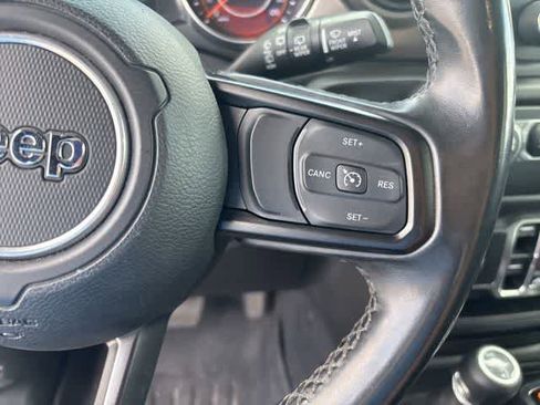 Used 2019 Jeep Wrangler Unlimited Sport S AWD/4WD image 12