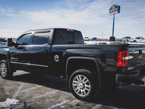 Used 2015 GMC Sierra 2500 Denali w/ Duramax Plus Package image 8