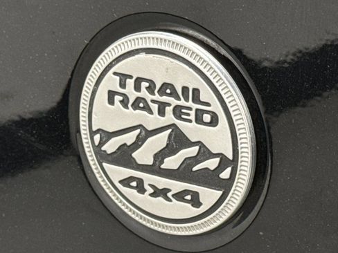 Used 2020 Jeep Wrangler Unlimited Sahara w/ Uconnect 4C Nav & Sound Group image 29