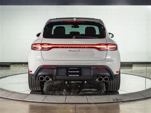 New 2026 Porsche Macan S image 10