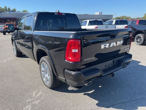 New 2026 RAM 1500 4x4 Crew Cab image 5