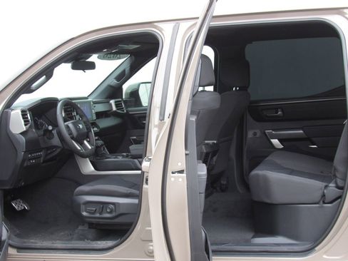 Certified 2026 Toyota Tundra SR5 w/ TRD Off-Road Package AWD/4WD image 16