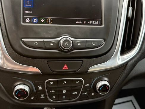 Used 2020 Chevrolet Equinox LT image 12