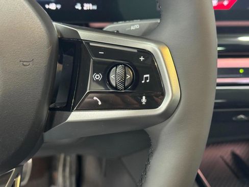 New 2026 BMW i5 eDrive40 w/ M Sport Package image 32