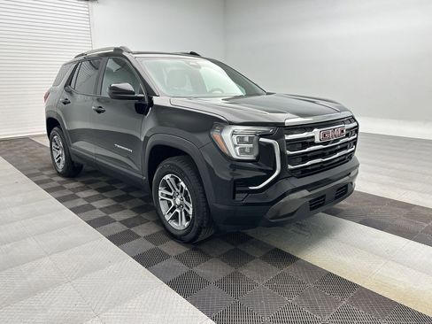 Certified 2025 GMC Terrain Elevation w/ Elevation Premium Package AWD/4WD image 7