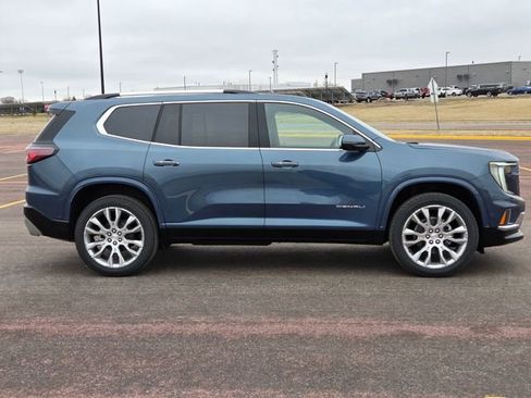 New 2026 GMC Acadia Denali w/ Super Cruise Package AWD/4WD image 2