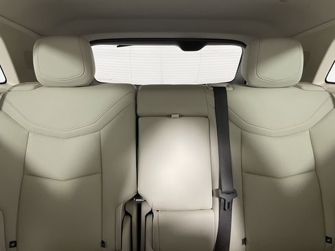 Used 2021 Cadillac XT5 Premium Luxury image 14