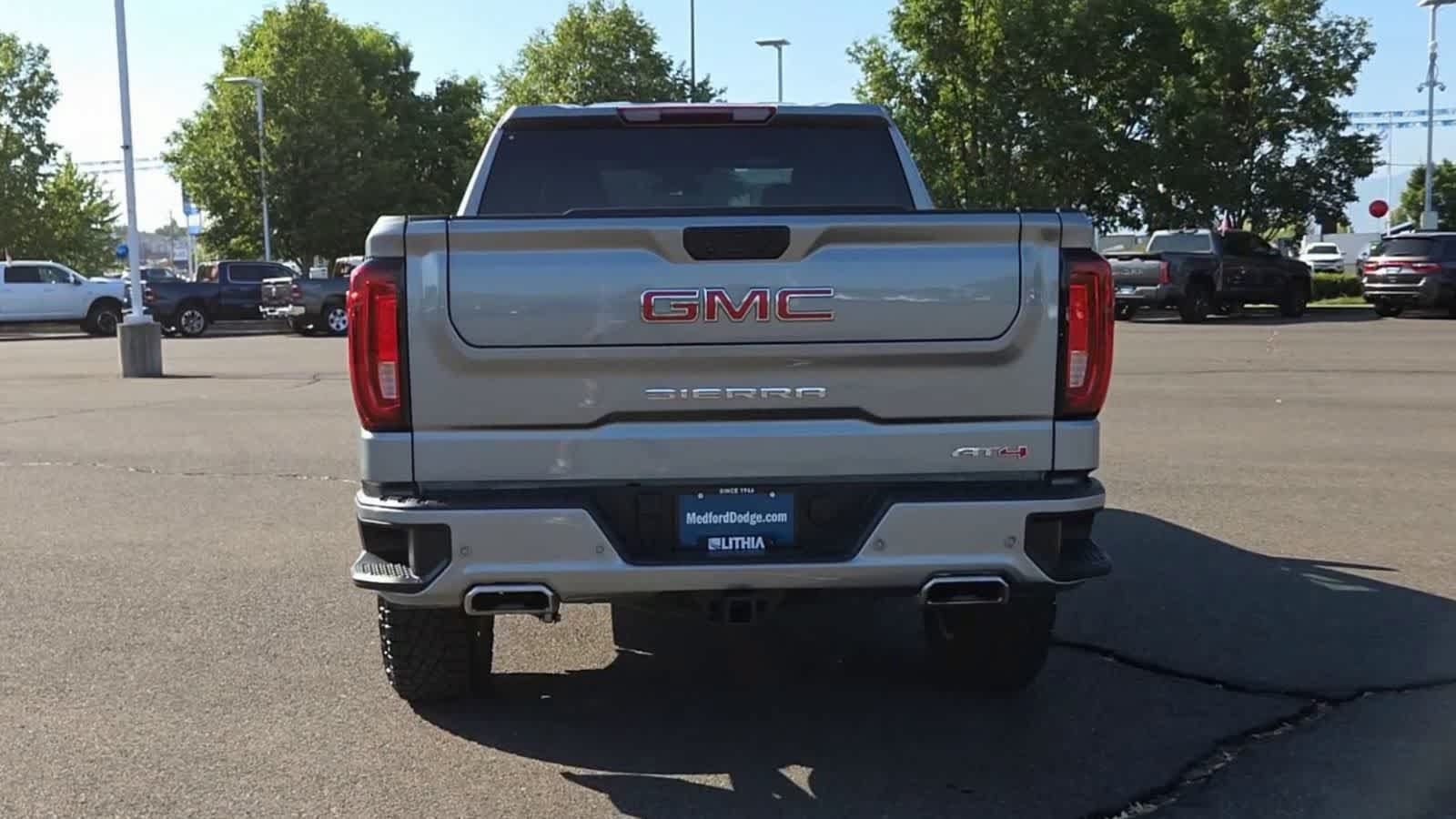 Used 2025 GMC Sierra 1500 AT4 AWD/4WD image 7