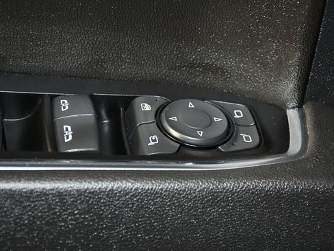 Used 2025 GMC Sierra 1500 SLT image 35