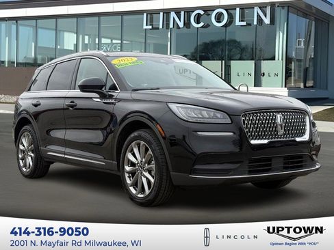 Certified 2022 Lincoln Corsair Standard AWD w/ Premium Package image 1