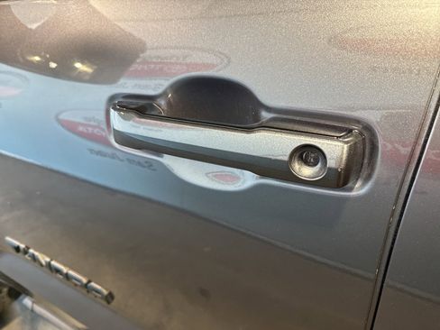 Used 2022 Toyota Tundra SR5 image 15