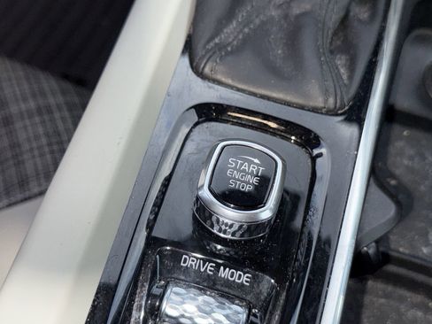 Used 2021 Volvo S60 T5 Momentum w/ Protection Package Premier image 26