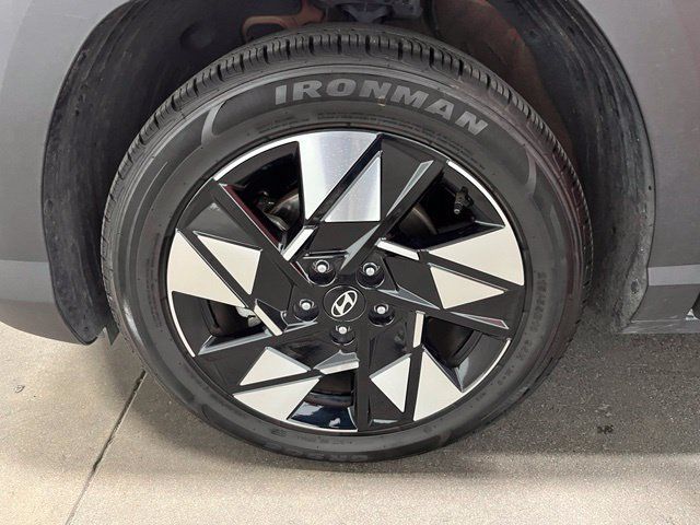 Used 2024 Hyundai Kona SEL FWD image 28
