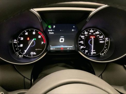 Used 2017 Alfa Romeo Giulia Ti w/ TI 19" Sport Package image 19