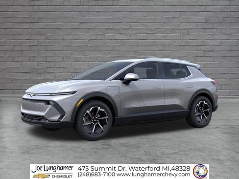New 2026 Chevrolet Equinox EV LT FWD image 2
