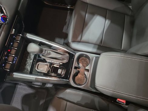 New 2026 GMC Canyon Elevation w/ Convenience Package RWD image 25