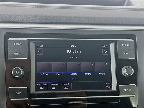 Used 2018 Volkswagen Atlas S image 19