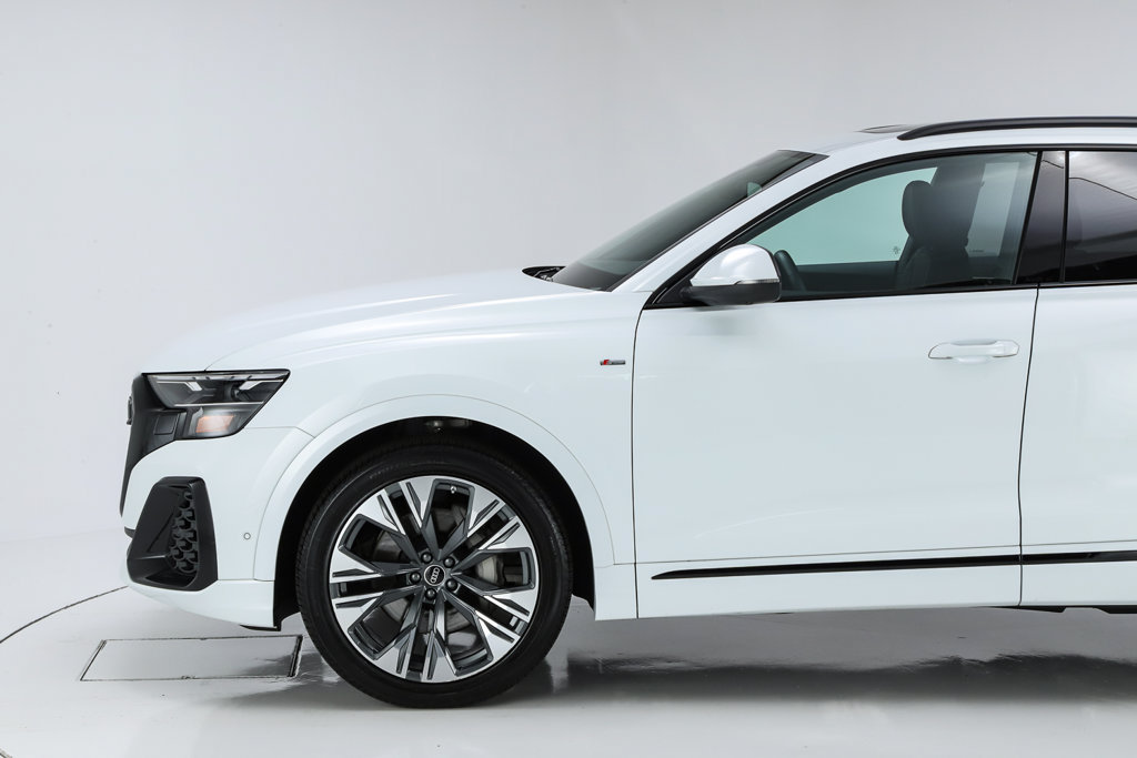 Used 2026 Audi Q8 Premium Plus AWD/4WD image 49