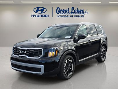 Used 2024 Kia Telluride S w/ S Sunroof Package