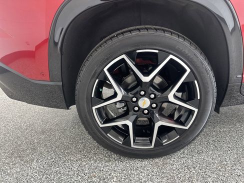 Used 2026 Chevrolet Traverse High Country w/ LPO, Floor Liner Package FWD image 26