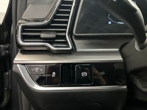 Certified 2023 Kia Sportage EX FWD image 22