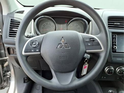 Used 2025 Mitsubishi Outlander Sport ES AWD/4WD image 22