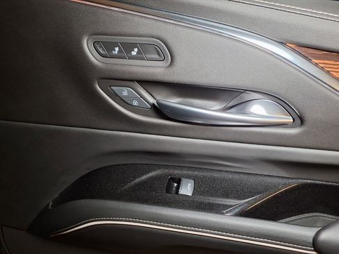 Certified 2023 Cadillac Escalade ESV Luxury image 26