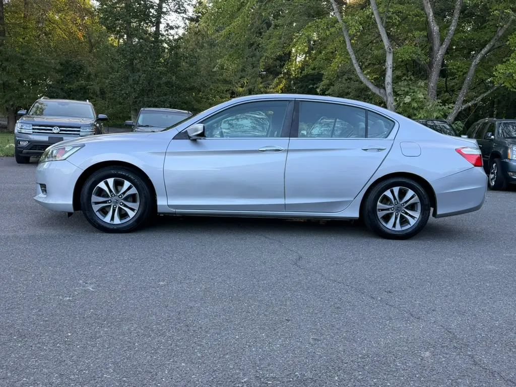 Used 2014 Honda Accord LX image 4