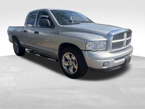 Used 2004 Dodge Ram 1500 Truck SLT w/ Quad Cab Value Group RWD image 3