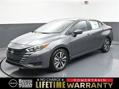 New 2025 Nissan Versa SV w/ Trunk Package image 1