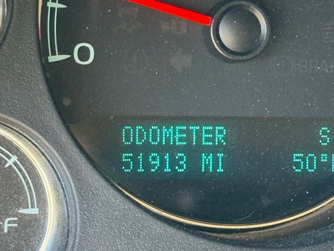 Used 2014 GMC Yukon Denali AWD/4WD image 6