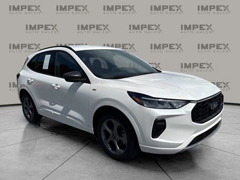 Used 2024 Ford Escape ST-Line image 7