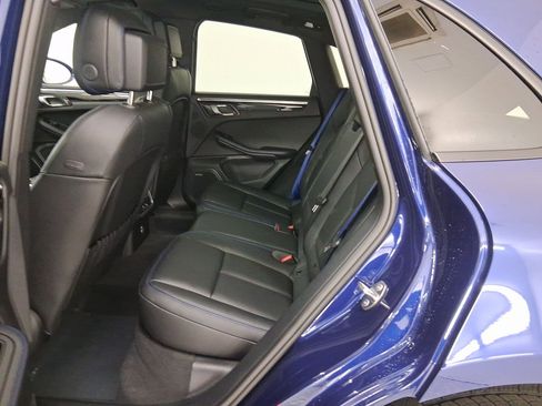 New 2026 Porsche Macan image 13