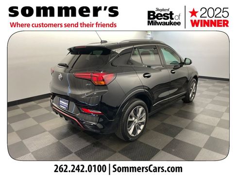 Used 2022 Buick Encore GX Select w/ Sport Touring Package FWD image 5