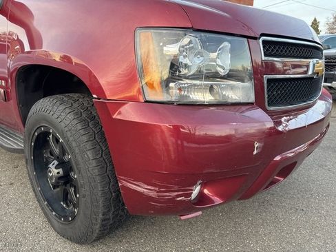 Used 2008 Chevrolet Suburban LT w/ LT Preferred Equipment Group image 14