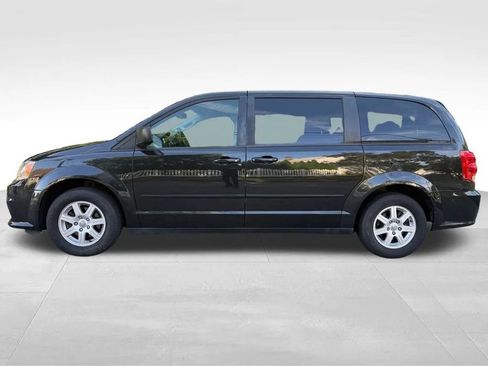 Used 2013 Dodge Grand Caravan FWD image 2
