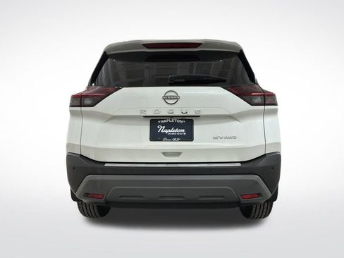 Used 2023 Nissan Rogue SV w/ SV Premium B Package image 22