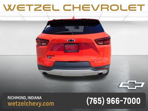 Used 2024 Chevrolet Blazer LT w/ Convenience Package FWD image 4